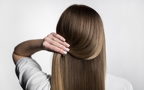 Le lissage brésilien est-il adapté à tous les types de cheveux ?